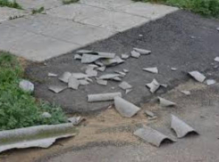 В Таганроге жертвой сильного ветра стал мужчина