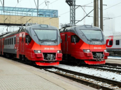 Пассажиров предупредили о сдвиге в расписании двух электричек из Ростова в Таганрог и обратно