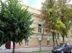 Качество капитального ремонта домов в Таганроге проверили на высшем уровне