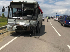 Водителя страшной аварии, убившей четверых человек, судят под Таганрогом