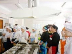 В Таганроге училища обсудили с потенциальными работодателями стратегию взаимодействия 