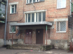 Таганрожцы вынуждены обходиться без горячей воды