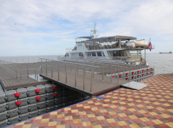 Строительство плавучего причала в Таганроге завершится к 30 апреля 