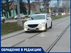 По трамвайным путям «как по бульвару» гоняют в Таганроге 