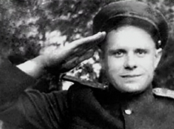 Владимир Путин присвоил звание Героя России Алексею Бересту за подвиг при штурме рейхстага