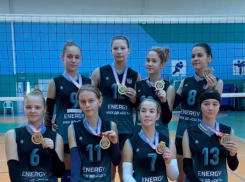 Спортсменки из Таганрога заняли высшую ступень пьедестала в областных соревнованиях