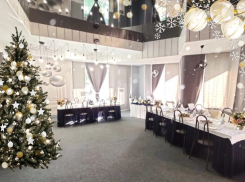 Вкусная кухня, отличная компания и зажигательные танцы - ваша закрытая новогодняя вечеринка в «БАТТЕРФИШ» 