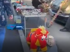 В Таганроге увеличиваются масштабы барахолки по понедельникам