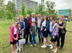 Член  Общественной палаты Сергей Бурлаков организовал в Таганроге акцию «Дерево памяти»