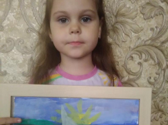 Веронике Ставчанской нравится любоваться морским пейзажем в Приморском парке