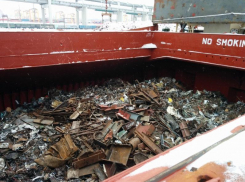 В Таганроге безработный украл лом из грузового поезда на 17 тысяч рублей