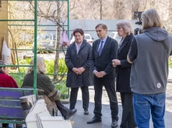 В Таганроге продолжают ликвидировать последствия ночной атаки беспилотников