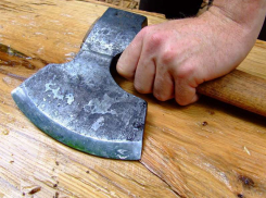 Таганрожец зарубил племянника топором 