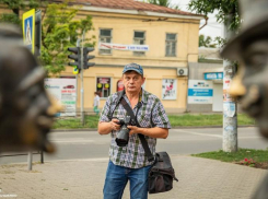 Субботним днем в Таганроге три мэтра фотографии прошлись по городу