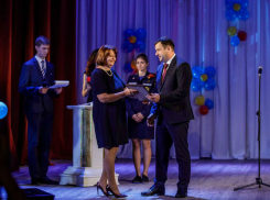 В СКЦ «Приморский» прошел праздник посвящения в студенты 