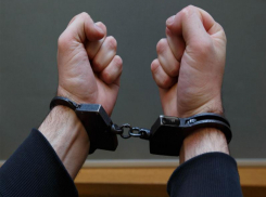 Два таганрожца попались с 500 граммами наркотика