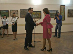 Работников ЗАГСа чествовали в Таганроге