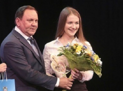Девушка из Таганрога стала лучшим молодым учителем Дона