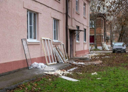 О темпах устранения последствий атаки БПЛА рассказали в Таганроге 