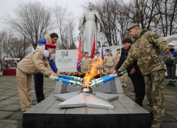 В селе Большая Неклиновка под Таганрогом зажгли Вечный огонь