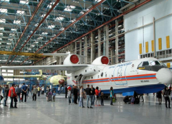 ТАНТК им.Бериева  производили самолеты из контрафактного титана