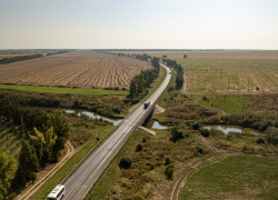 Из Таганрога в Крым по четырёхполосному коридору