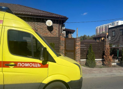 На волосок от смерти: врачи областного перинатального центра спасли новорожденного в Таганроге