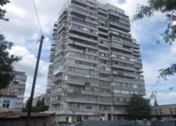 В Таганроге погиб мужчина под окнами своего дома