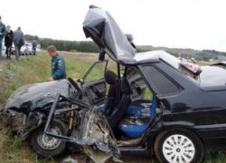 В Неклиновском районе в страшном ДТП погибли двое человек