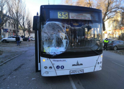 В Таганроге водитель автобуса сбил 40-летнего пешехода 