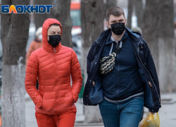 Администрация сообщает, что 12 тысяч масок делают в Таганроге за рабочую смену