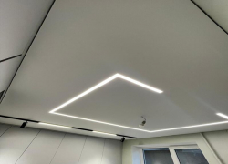 Необычные идеи для праздника: как потолки с проф освещением добавят комфорта