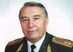 Таганрог поздравляет: наш земляк, Герой Советского Союза Владимир Неверов, отмечает 80-летие