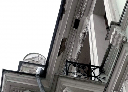 Отреставрированный полтора года назад дворец Алфераки снова осыпается 