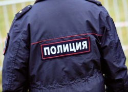 Сверток с наркотиками нашли полицейские у мужчины под Таганрогом