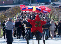 Финишировала Межрегиональная патриотическая эстафета «Венок славы» - от Воронежа до Таганрога