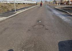 «Безопасные и качественные дороги» Таганрога спустя несколько месяцев уже в ямах