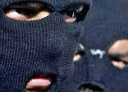 Пенсионер отбил нападение вооруженных мужчин в масках в Таганроге