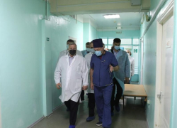 Губернатор Василий Голубев побывал в БСМП Таганрога 