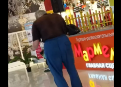 "Танцующий дед в «Мармеладе»: хулиганство или свобода самовыражения?"