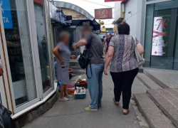 «А что, бабушек с домашними ягодами-фруктами с пригородных электричек не ждать?»