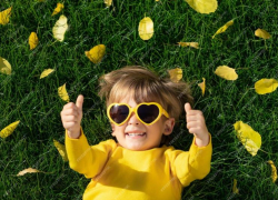 На путевки в детские лагеря Таганрог выделил 94,7 млн рублей