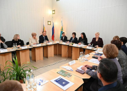 В Таганроге обсудили вопрос трудоустройства молодежи с ОВЗ