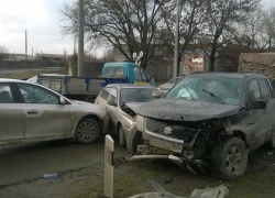 В Таганроге произошло тройное ДТП