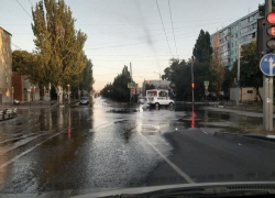 В Таганроге в кране воды нет, а на дорогах есть