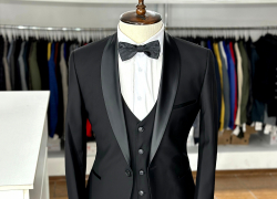 Тотальная распродажа мужских костюмов в Таганроге