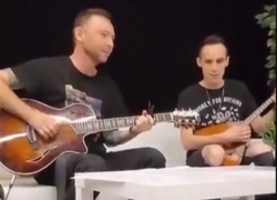 «Станете для чистеньких нерукопожатыми», - побывав на Донбассе Рома Зверь сочинил песню