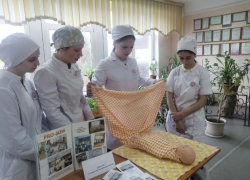 Таганрогским школьникам рассказали, в какие колледжи они смогут поступить по упрошённой схеме