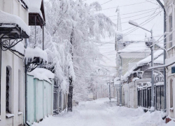 Снег не убран? Таганрожцам для жалоб дали номер круглосуточной диспетчерской