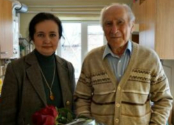 Ветеран войны, удостоенный орденов Славы, отметил 93-й день рождения в Таганроге